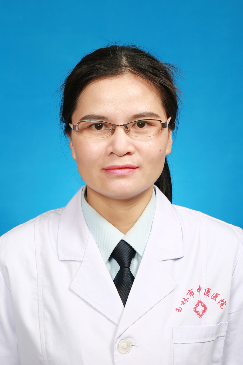 李育梅