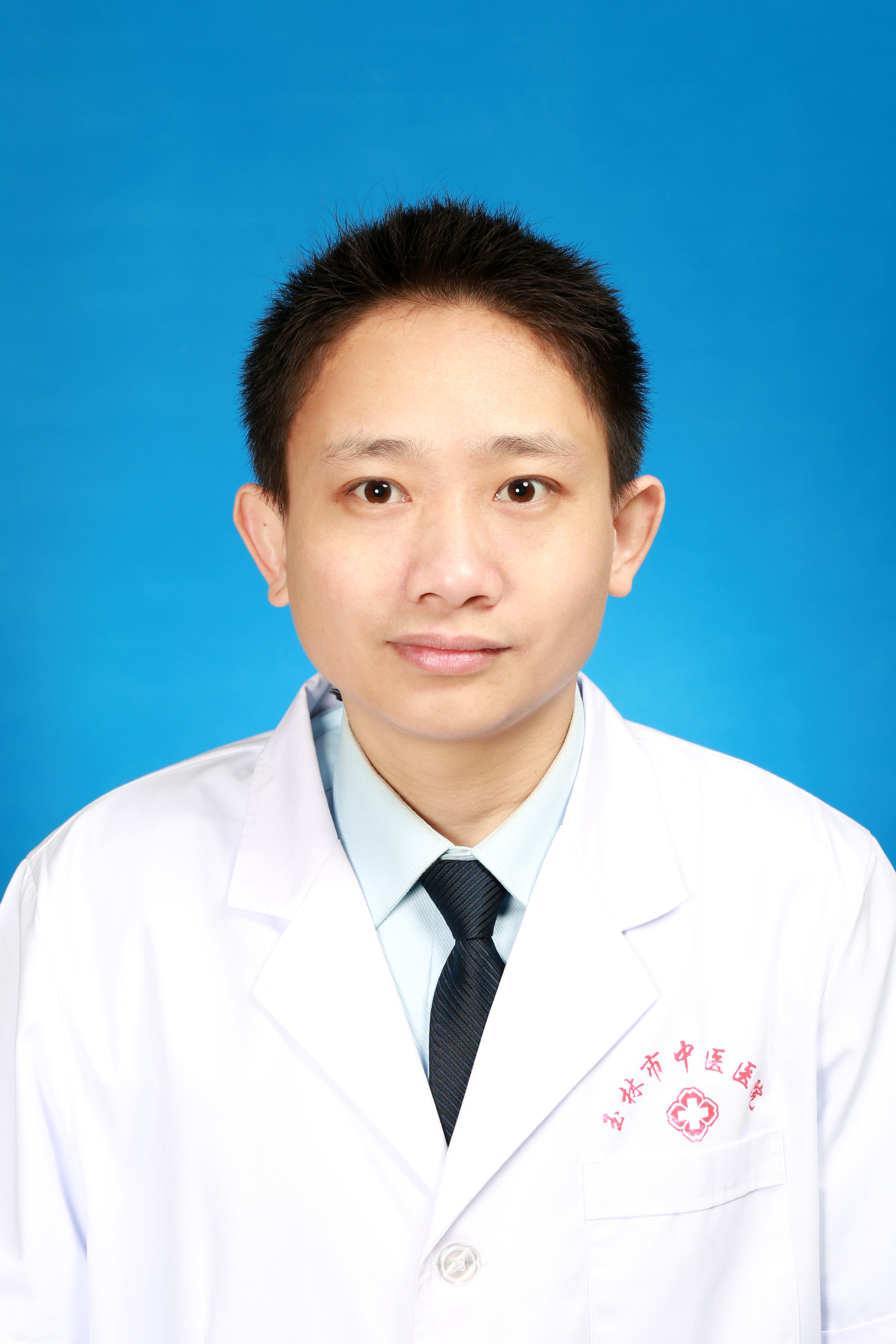 罗小云